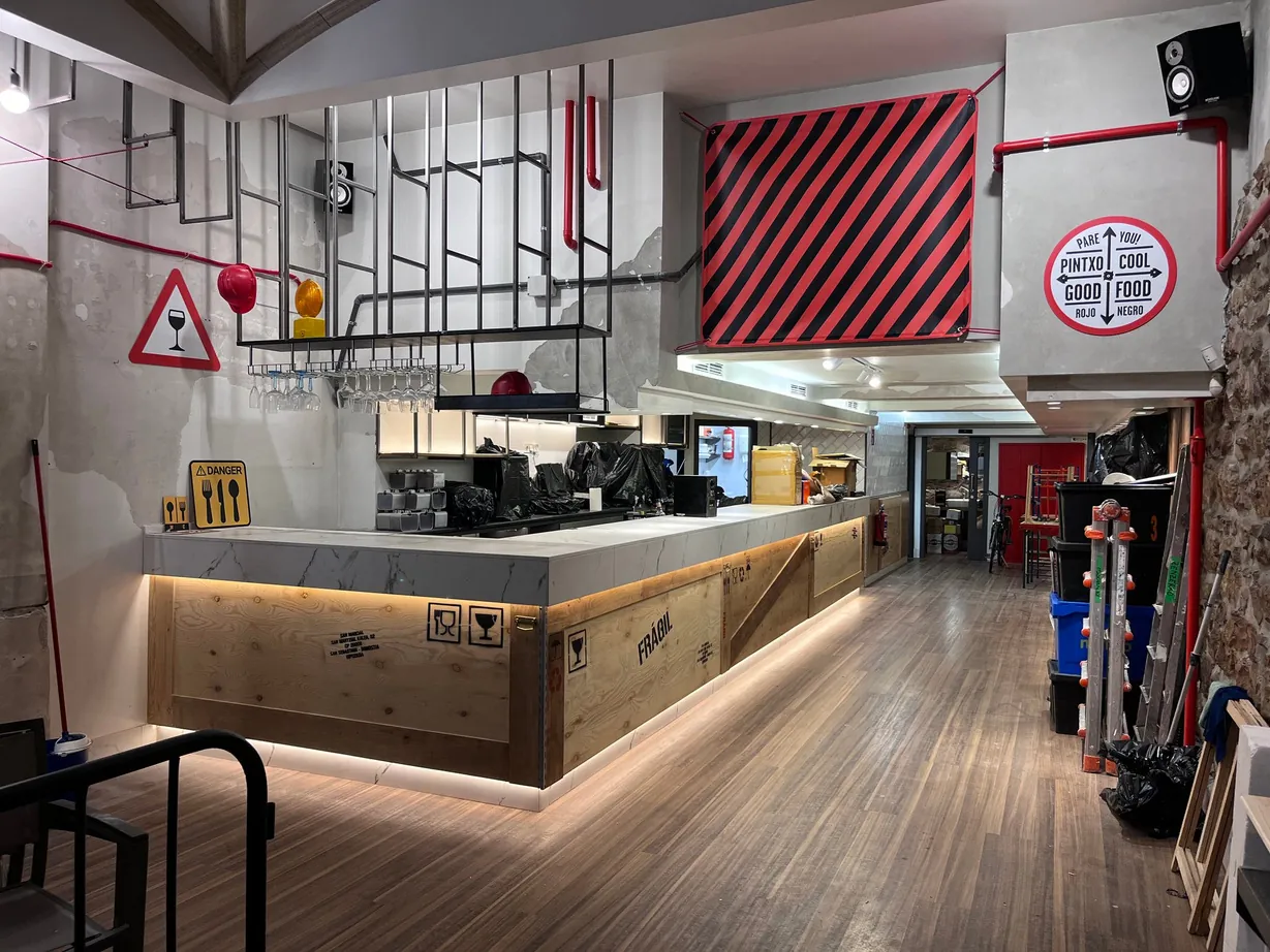 fabricacion a medida de decorados y estructuras